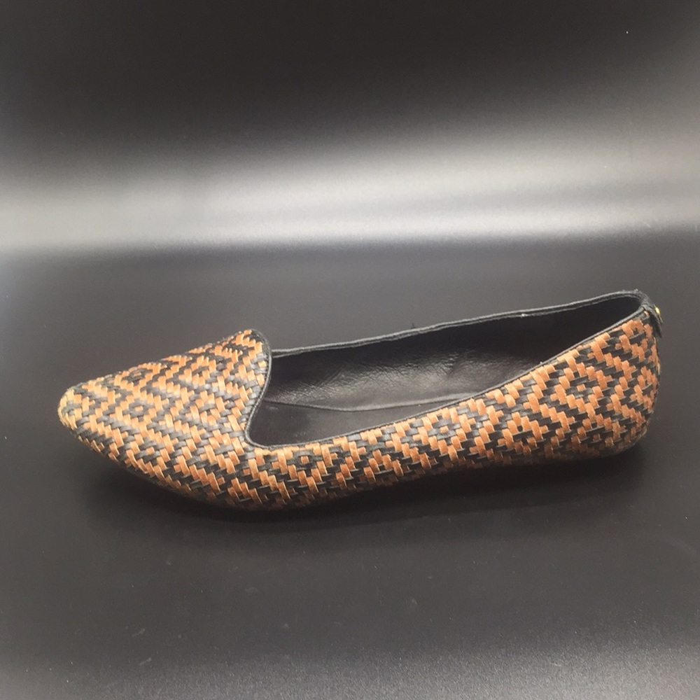 Elliott Lucca ladies flats size 10